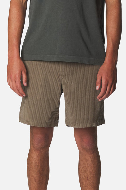kenneth cord short gravel